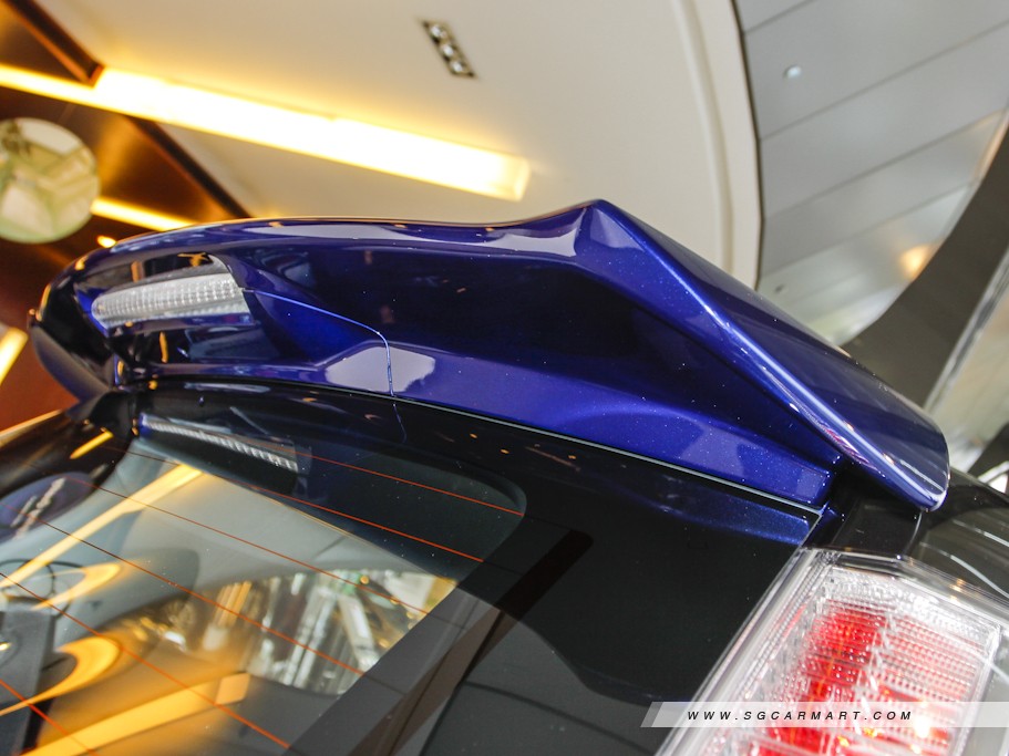 https://i.i-sgcm.com/new_cars/cars/10417/10417_g10