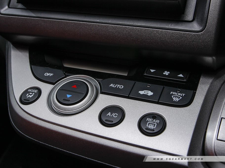https://i.i-sgcm.com/new_cars/cars/10417/10417_g22
