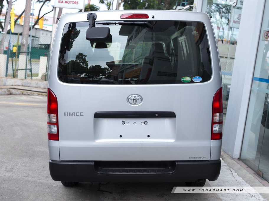 https://i.i-sgcm.com/new_cars/cars/10437/10437_g30