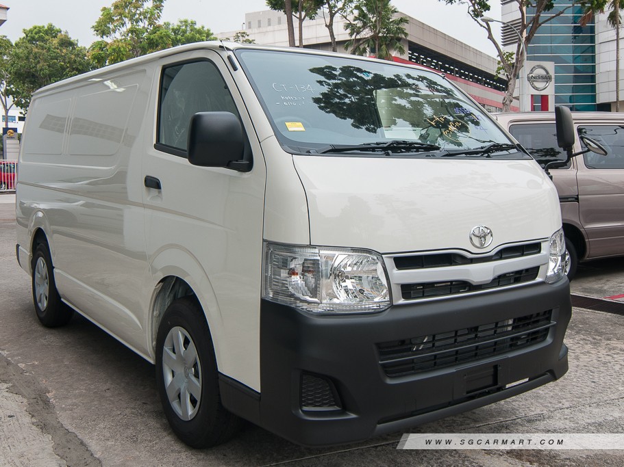 https://i.i-sgcm.com/new_cars/cars/10437/10437_g3