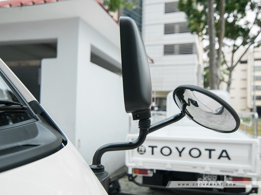 https://i.i-sgcm.com/new_cars/cars/10437/10437_g6