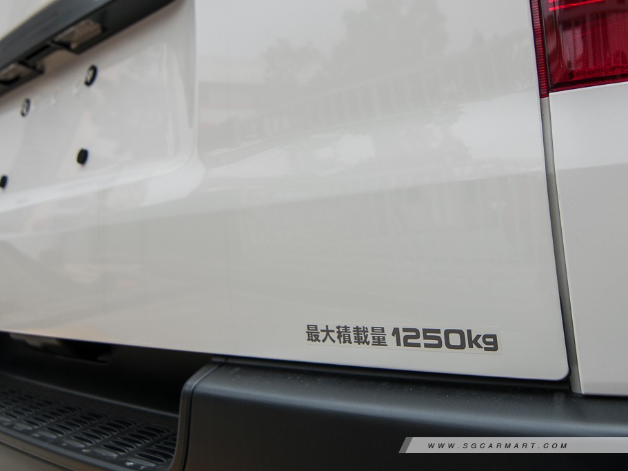 https://i.i-sgcm.com/new_cars/cars/10437/10437_g8