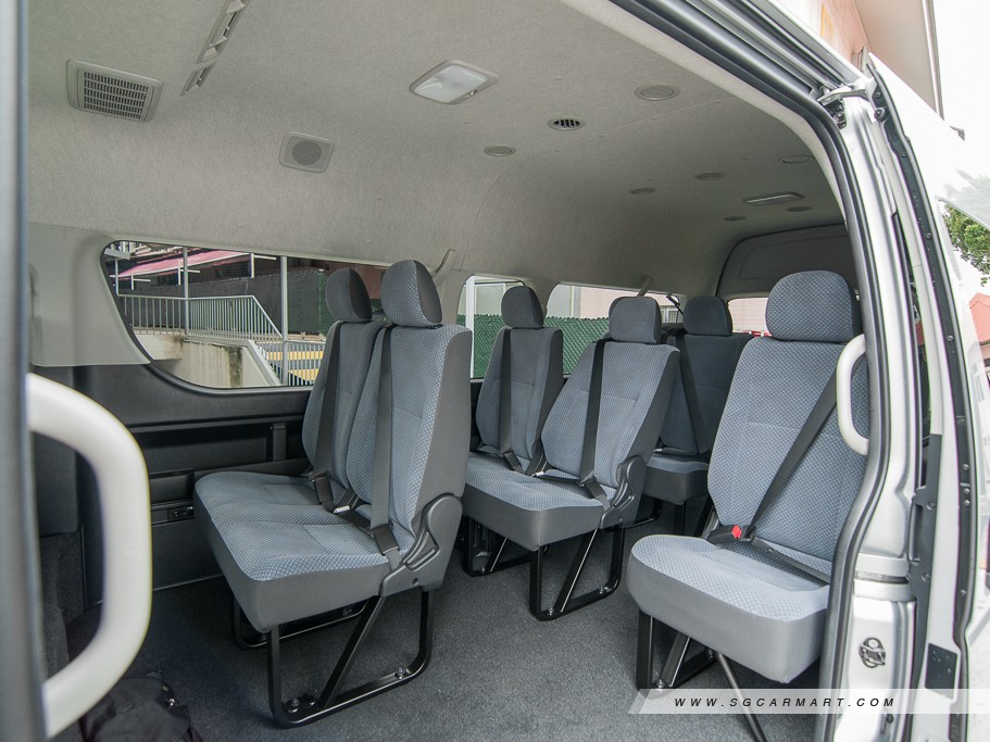 https://i.i-sgcm.com/new_cars/cars/10438/10438_g23