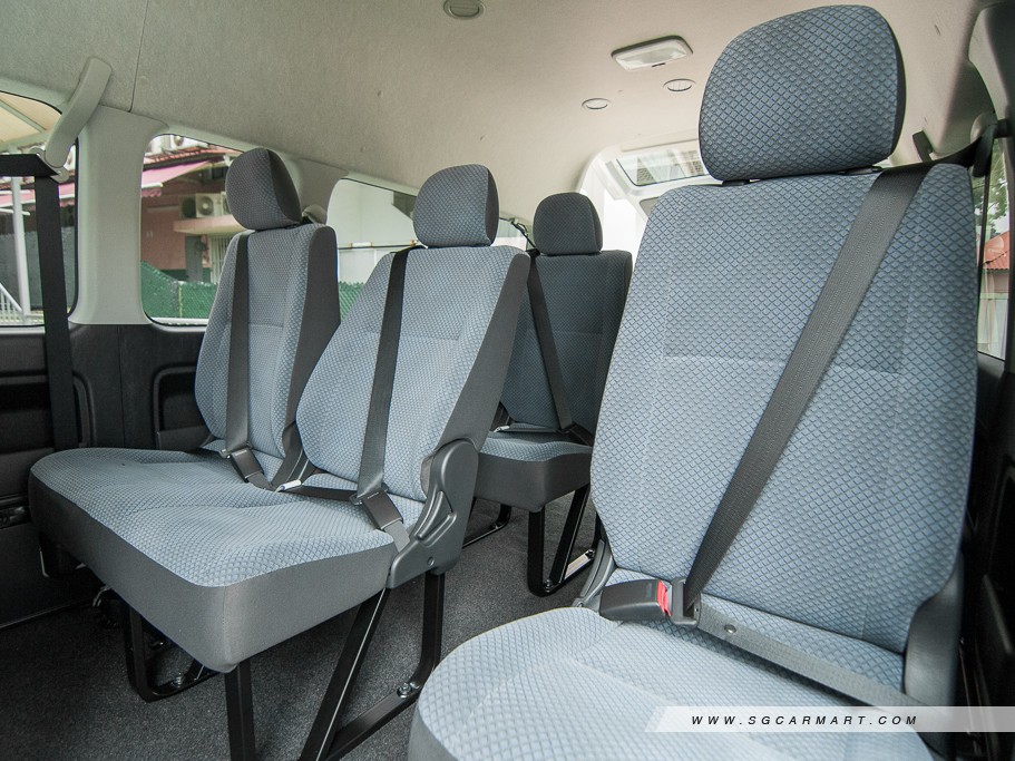 https://i.i-sgcm.com/new_cars/cars/10438/10438_g24
