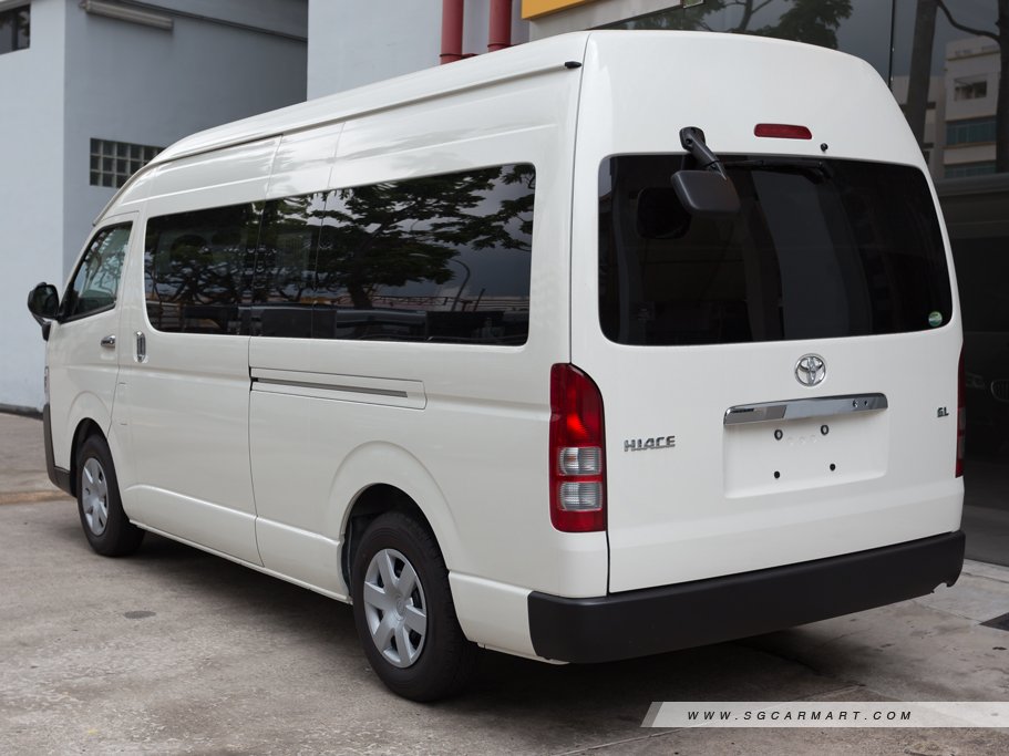 https://i.i-sgcm.com/new_cars/cars/10438/10438_g46