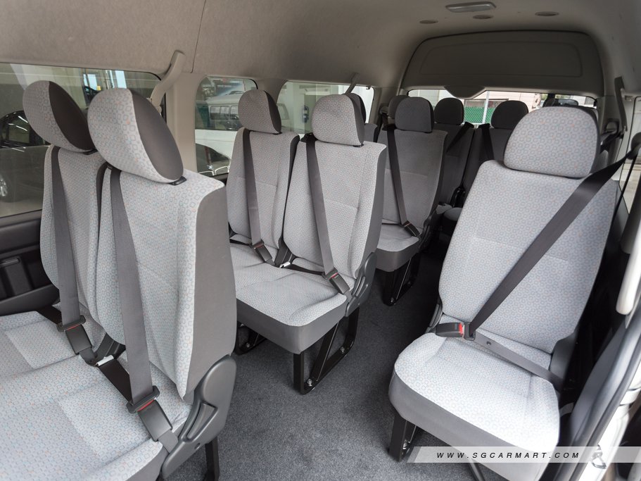 https://i.i-sgcm.com/new_cars/cars/10438/10438_g53