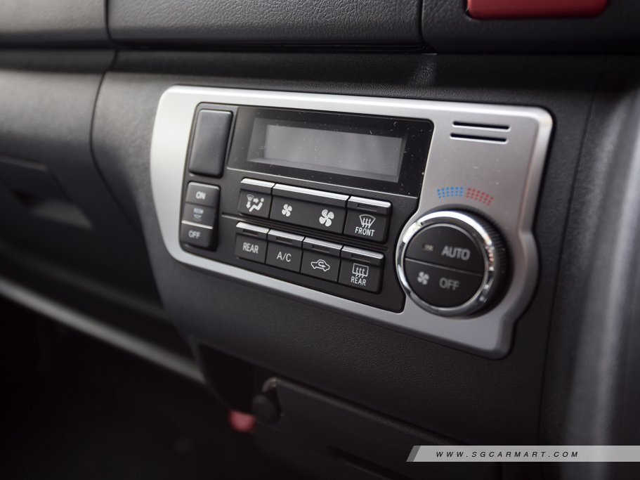 https://i.i-sgcm.com/new_cars/cars/10438/10438_g58