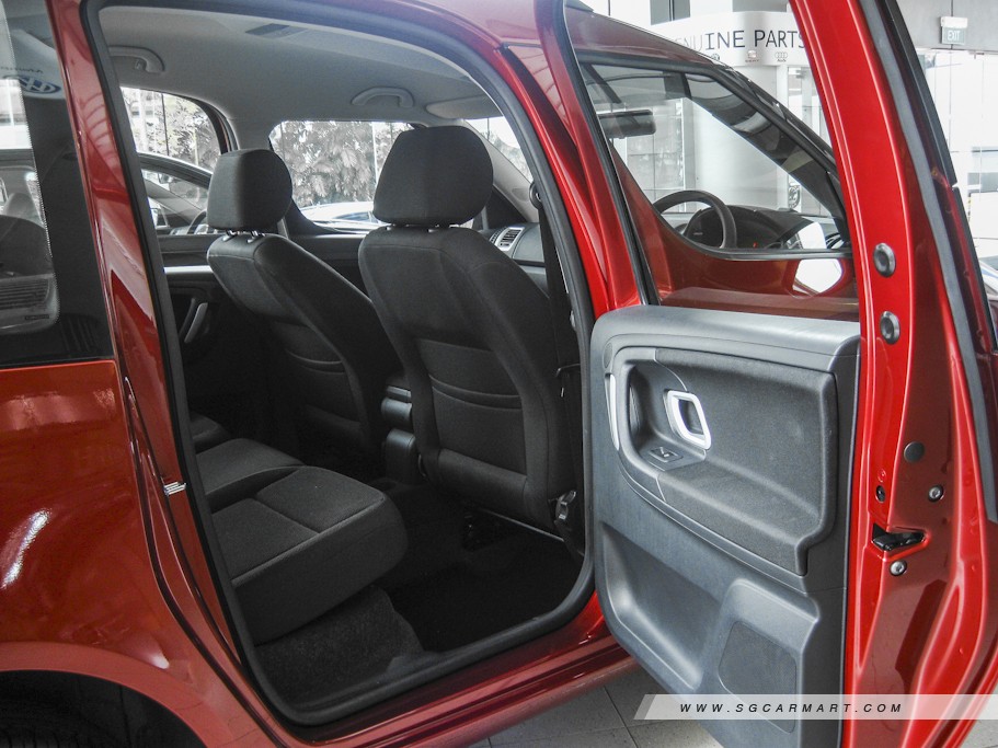 https://i.i-sgcm.com/new_cars/cars/10445/10445_g7