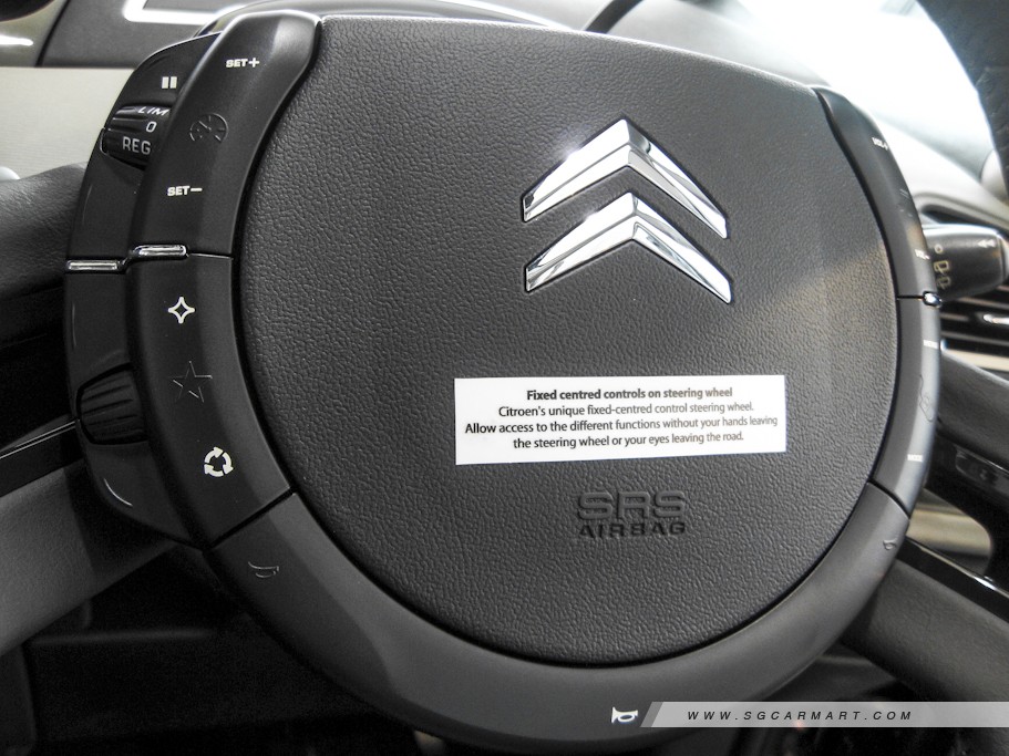 https://i.i-sgcm.com/new_cars/cars/10450/10450_g14