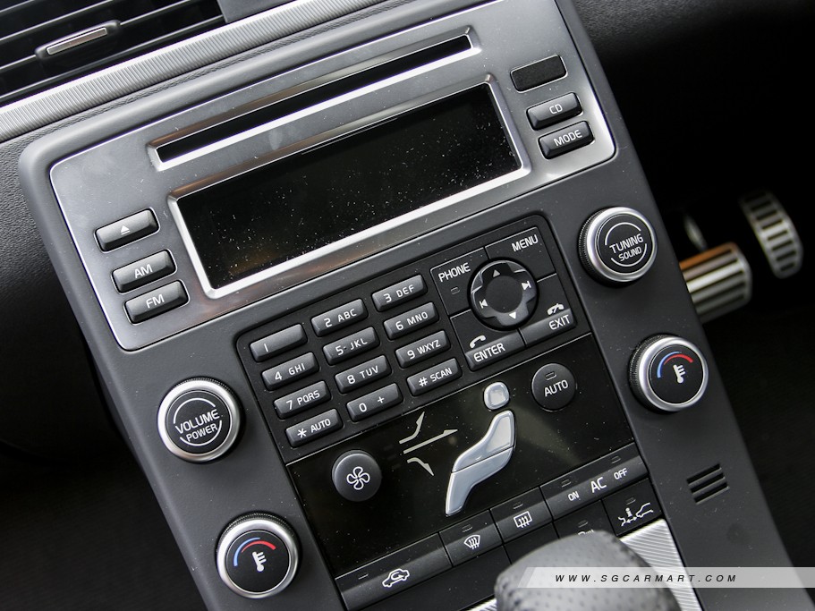 https://i.i-sgcm.com/new_cars/cars/10480/10480_g22