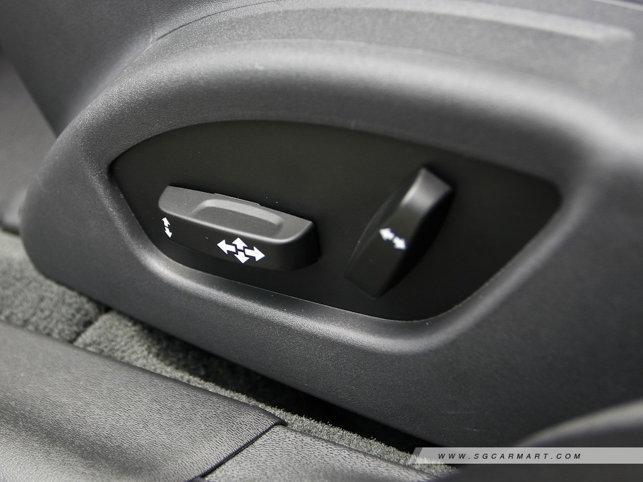 https://i.i-sgcm.com/new_cars/cars/10480/10480_g28