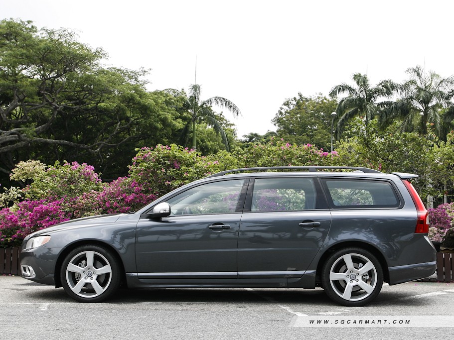 https://i.i-sgcm.com/new_cars/cars/10480/10480_g2