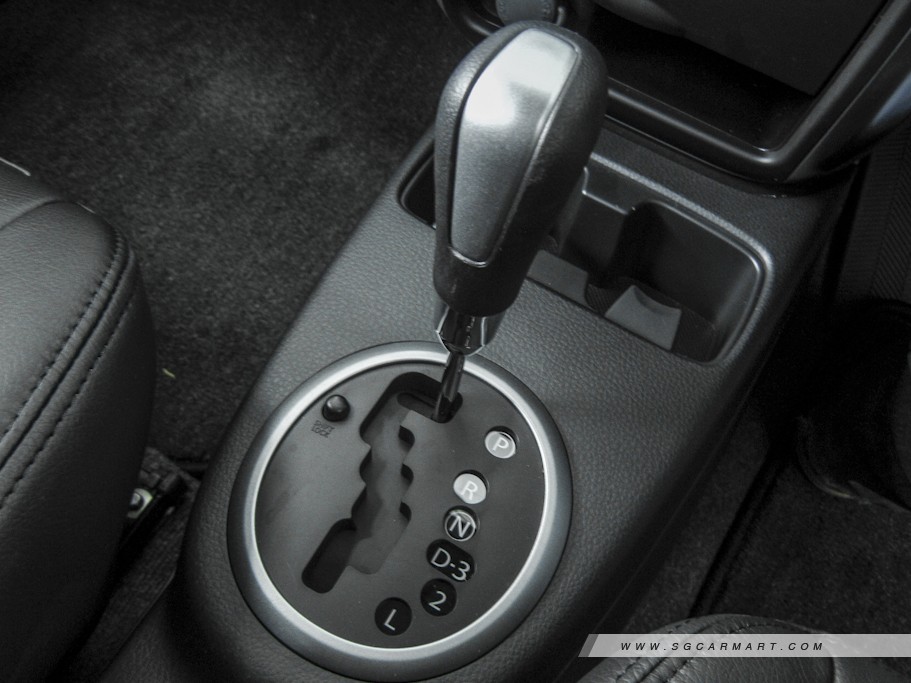 https://i.i-sgcm.com/new_cars/cars/10488/10488_g43