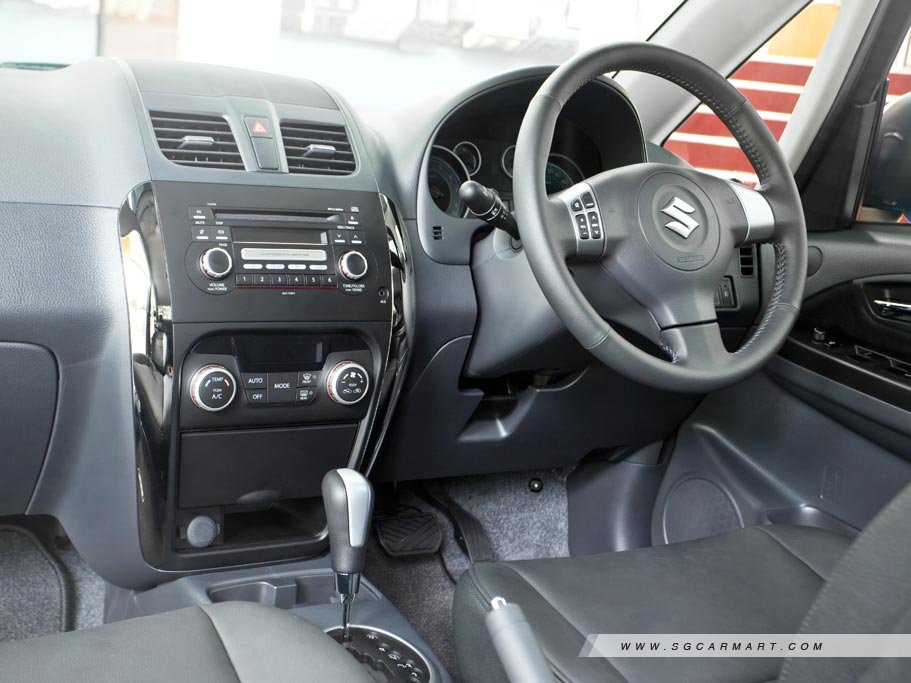 https://i.i-sgcm.com/new_cars/cars/10488/10488_g66