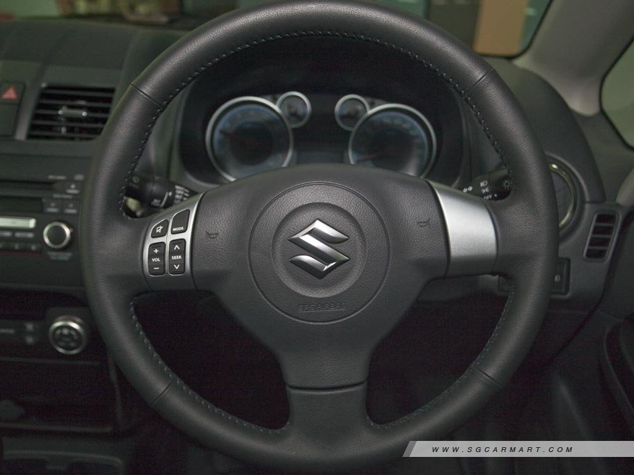https://i.i-sgcm.com/new_cars/cars/10488/10488_g67