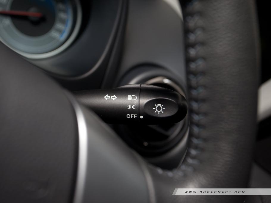 https://i.i-sgcm.com/new_cars/cars/10488/10488_g72