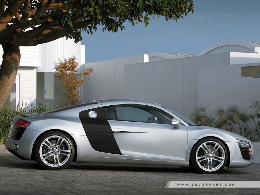 https://i.i-sgcm.com/new_cars/cars/10489/10489_g22
