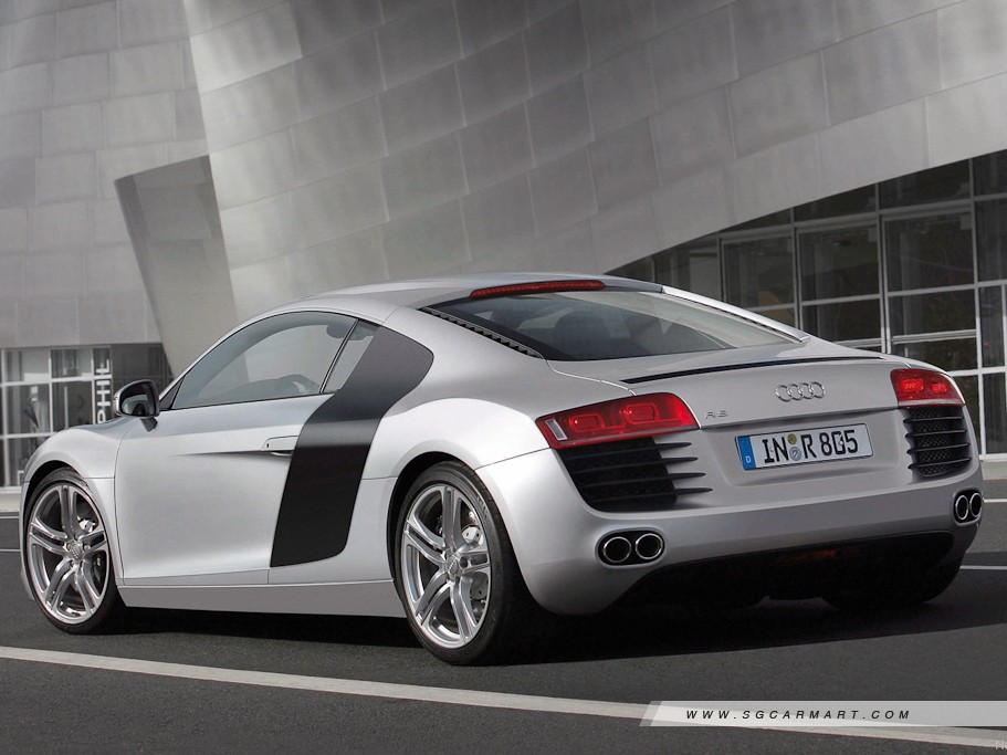 https://i.i-sgcm.com/new_cars/cars/10489/10489_g26