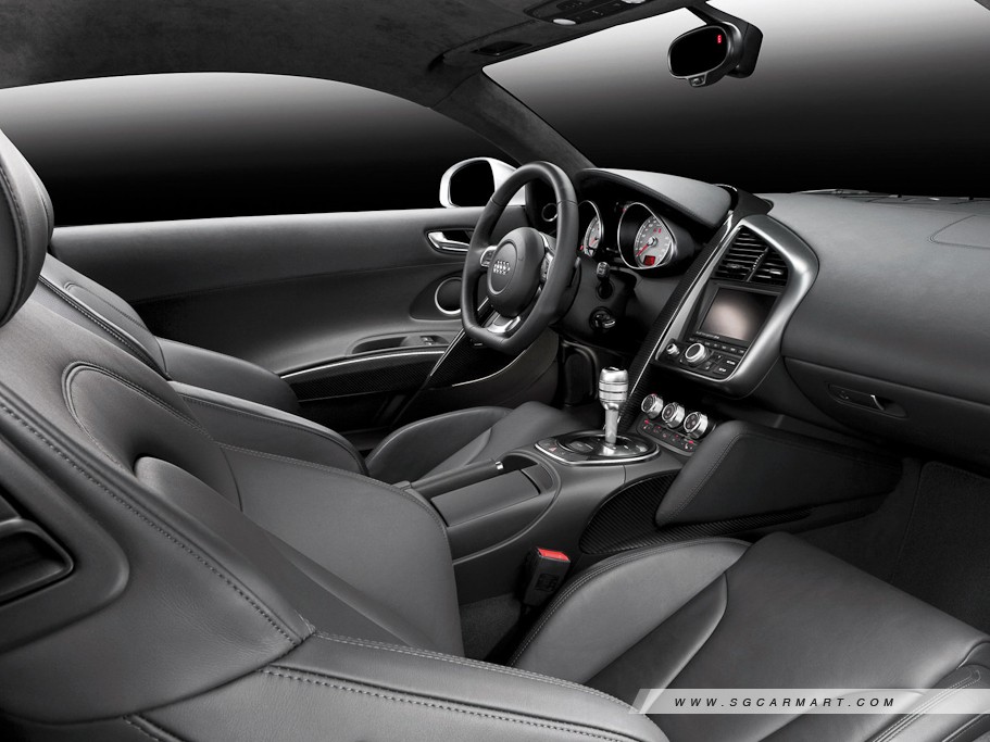 https://i.i-sgcm.com/new_cars/cars/10489/10489_g32