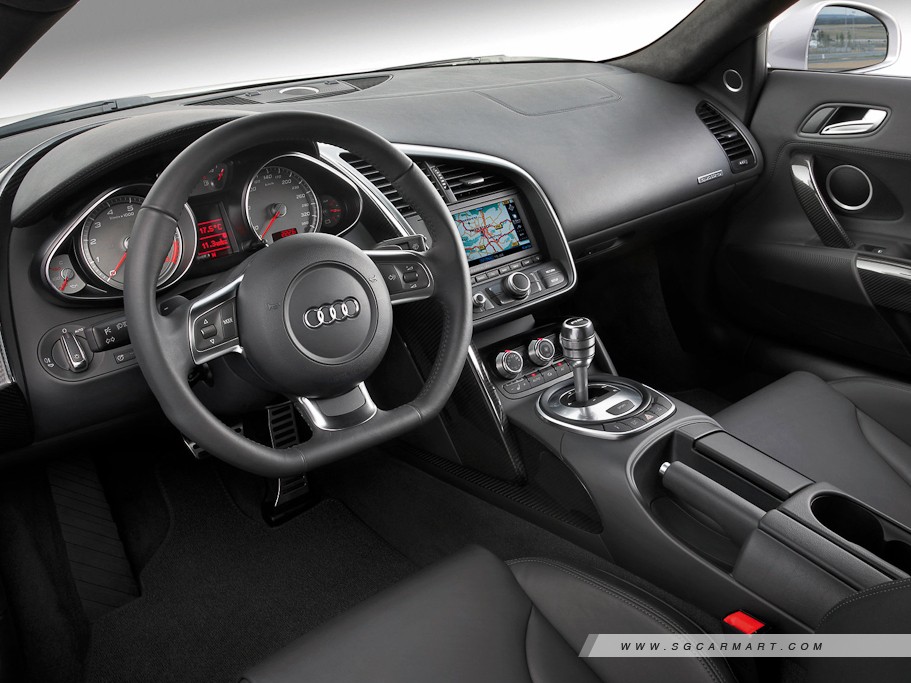 https://i.i-sgcm.com/new_cars/cars/10489/10489_g33