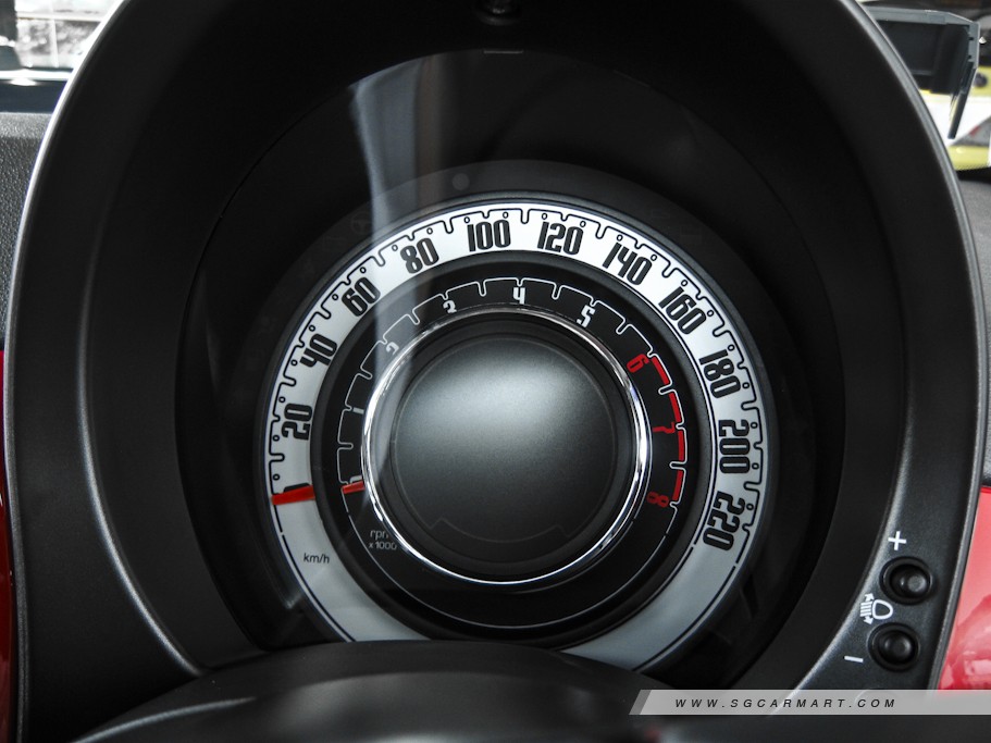 https://i.i-sgcm.com/new_cars/cars/10512/10512_g11