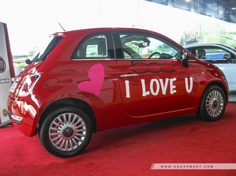 https://i.i-sgcm.com/new_cars/cars/10512/10512_g2