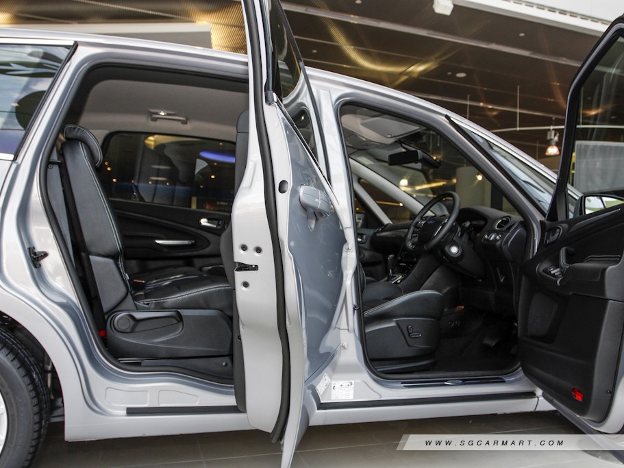 https://i.i-sgcm.com/new_cars/cars/10515/10515_g27