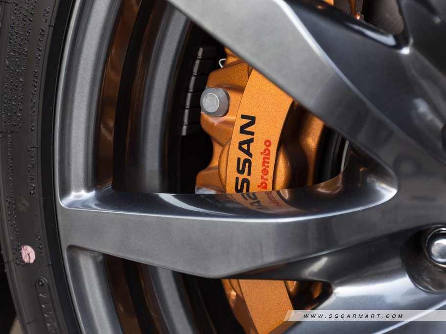 https://i.i-sgcm.com/new_cars/cars/10518/10518_g21