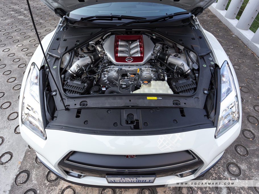 https://i.i-sgcm.com/new_cars/cars/10518/10518_g54