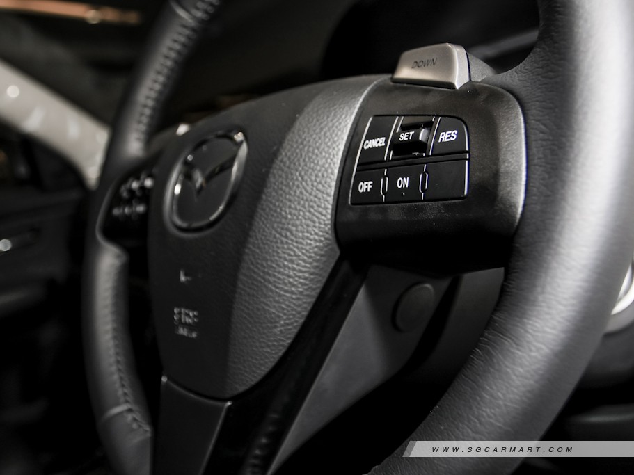 https://i.i-sgcm.com/new_cars/cars/10521/10521_g16