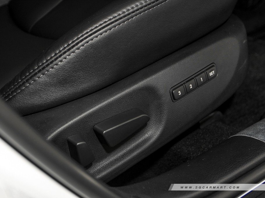 https://i.i-sgcm.com/new_cars/cars/10521/10521_g20