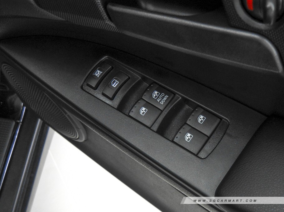 https://i.i-sgcm.com/new_cars/cars/10534/10534_g9