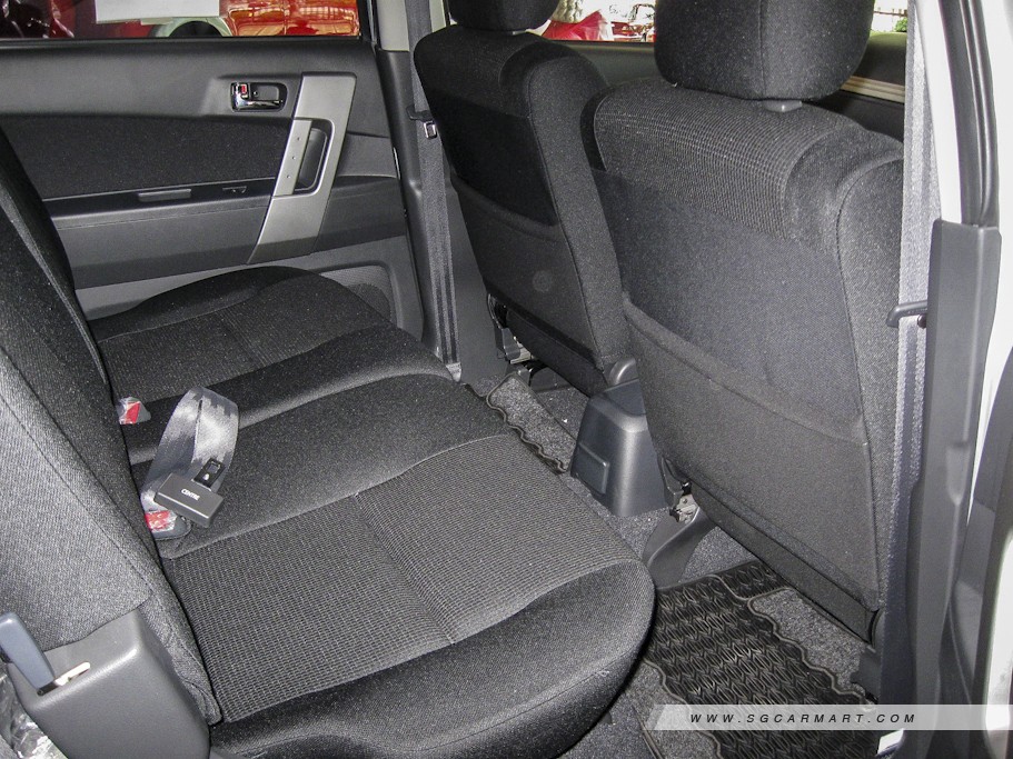 https://i.i-sgcm.com/new_cars/cars/10550/10550_g12