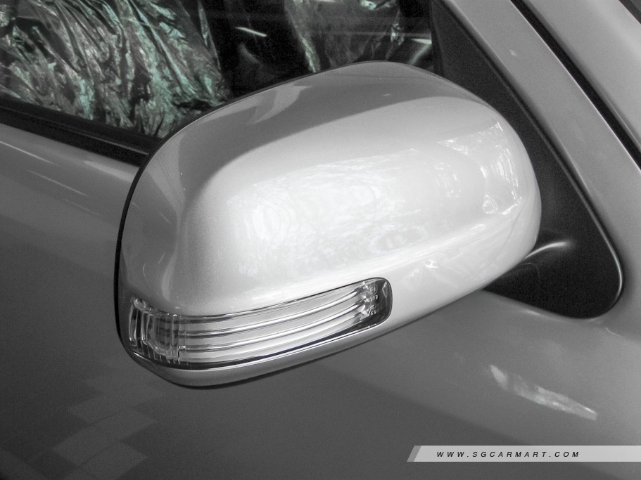 https://i.i-sgcm.com/new_cars/cars/10550/10550_g6