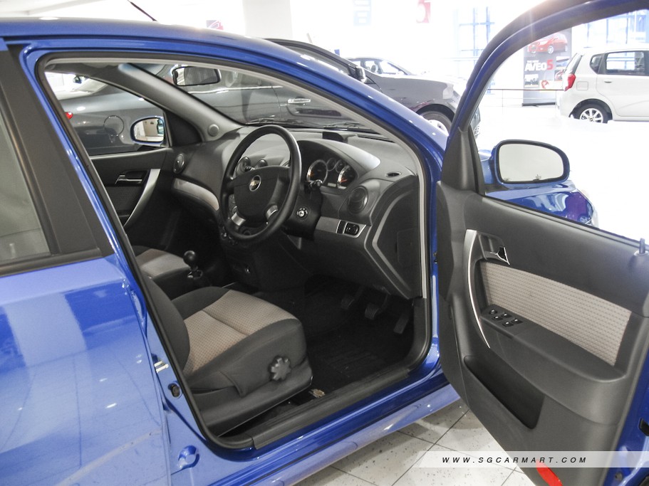 https://i.i-sgcm.com/new_cars/cars/10555/10555_g9