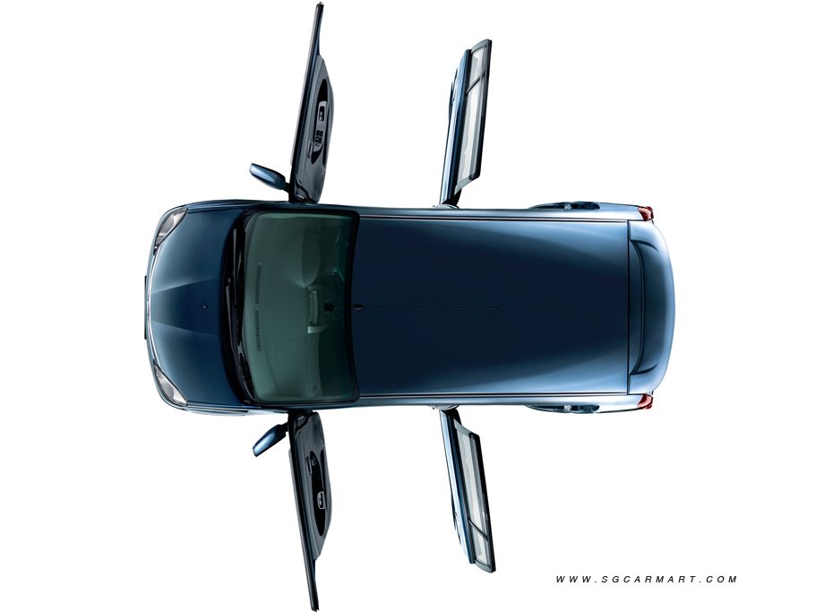 https://i.i-sgcm.com/new_cars/cars/10558/10558_g22