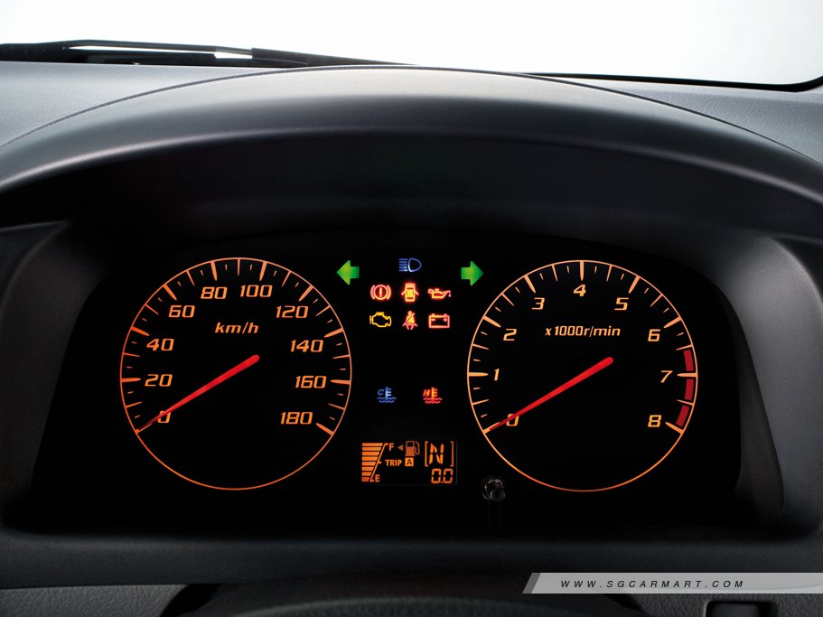 https://i.i-sgcm.com/new_cars/cars/10558/10558_g27