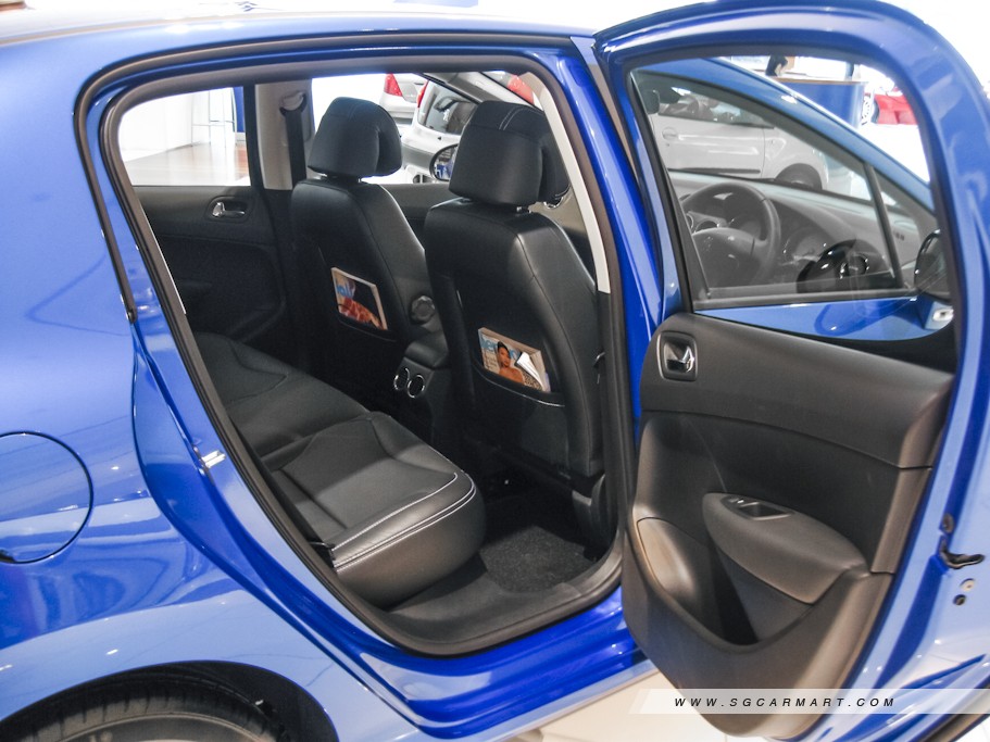 https://i.i-sgcm.com/new_cars/cars/10569/10569_g52