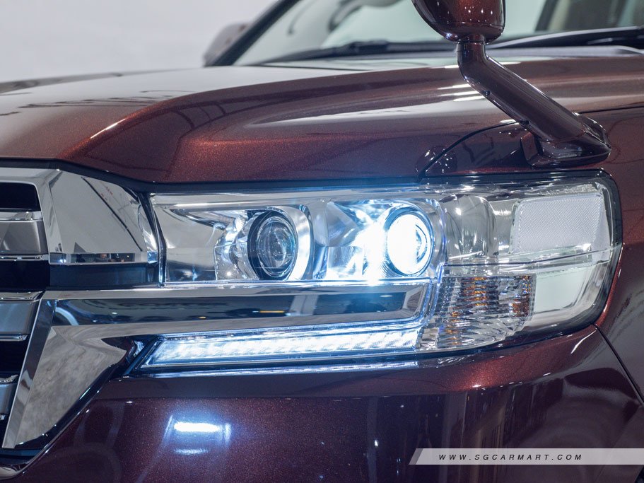 https://i.i-sgcm.com/new_cars/cars/10585/10585_g20