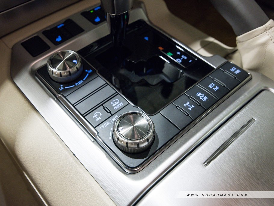 https://i.i-sgcm.com/new_cars/cars/10585/10585_g35