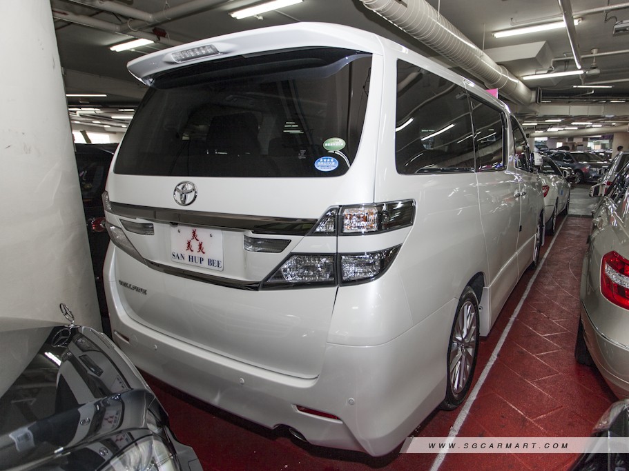 https://i.i-sgcm.com/new_cars/cars/10595/10595_g19