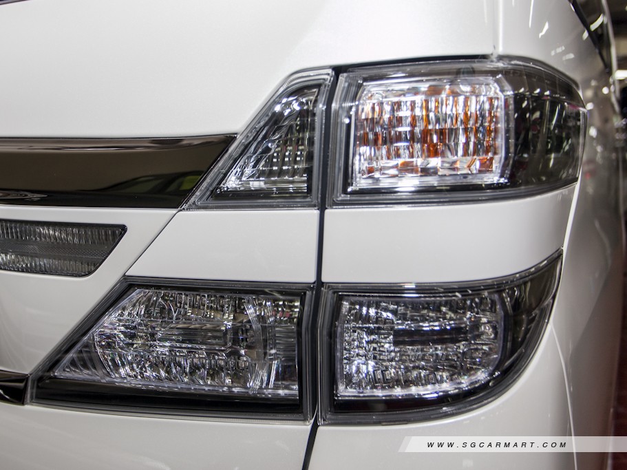 https://i.i-sgcm.com/new_cars/cars/10595/10595_g25