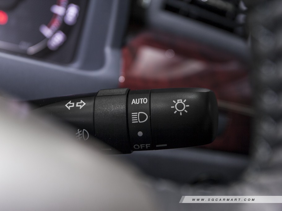 https://i.i-sgcm.com/new_cars/cars/10595/10595_g30