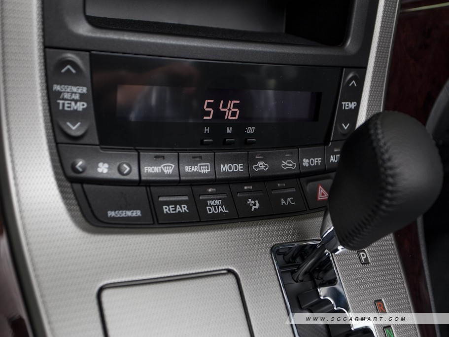 https://i.i-sgcm.com/new_cars/cars/10595/10595_g33