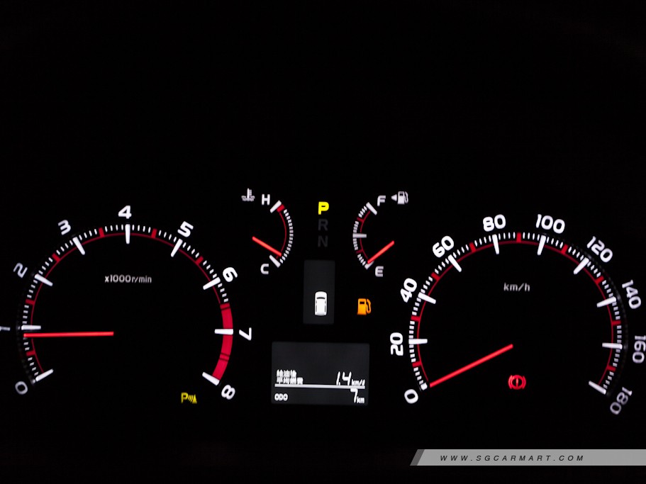 https://i.i-sgcm.com/new_cars/cars/10595/10595_g34