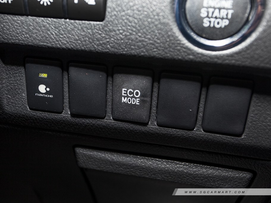 https://i.i-sgcm.com/new_cars/cars/10595/10595_g39