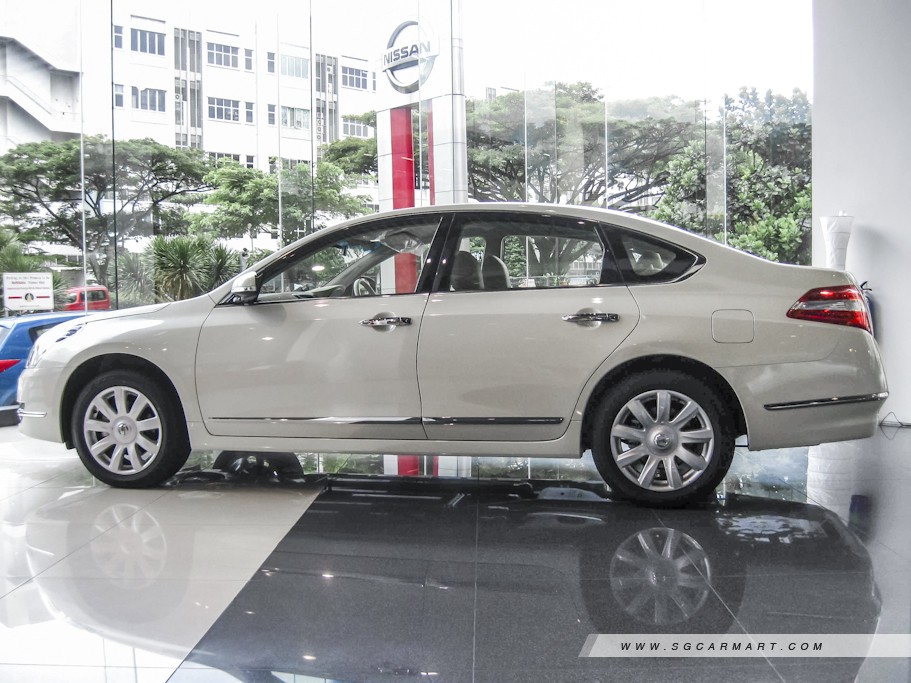 https://i.i-sgcm.com/new_cars/cars/10600/10600_g24