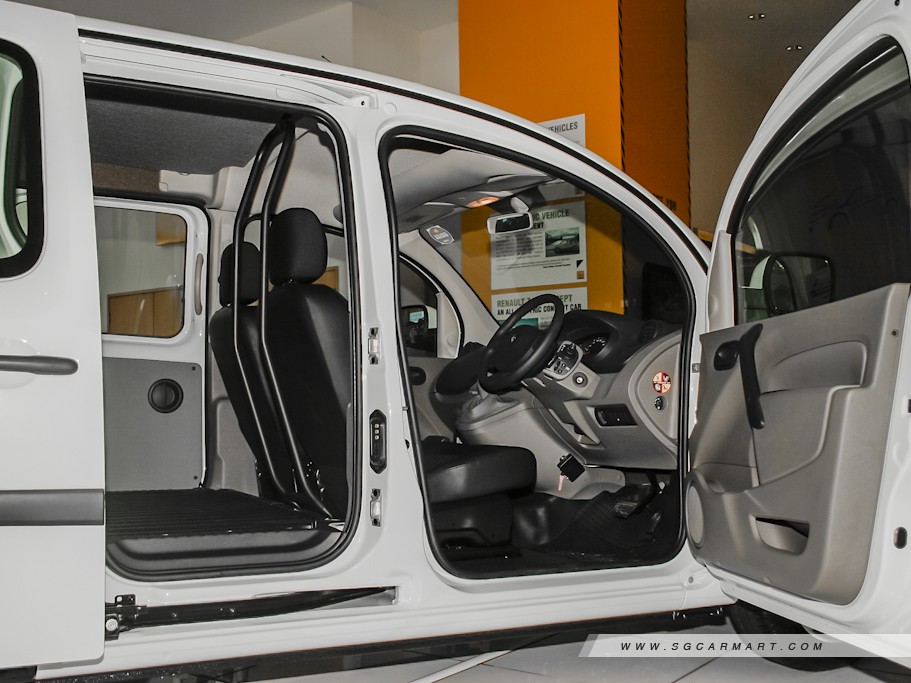 https://i.i-sgcm.com/new_cars/cars/10601/10601_g5