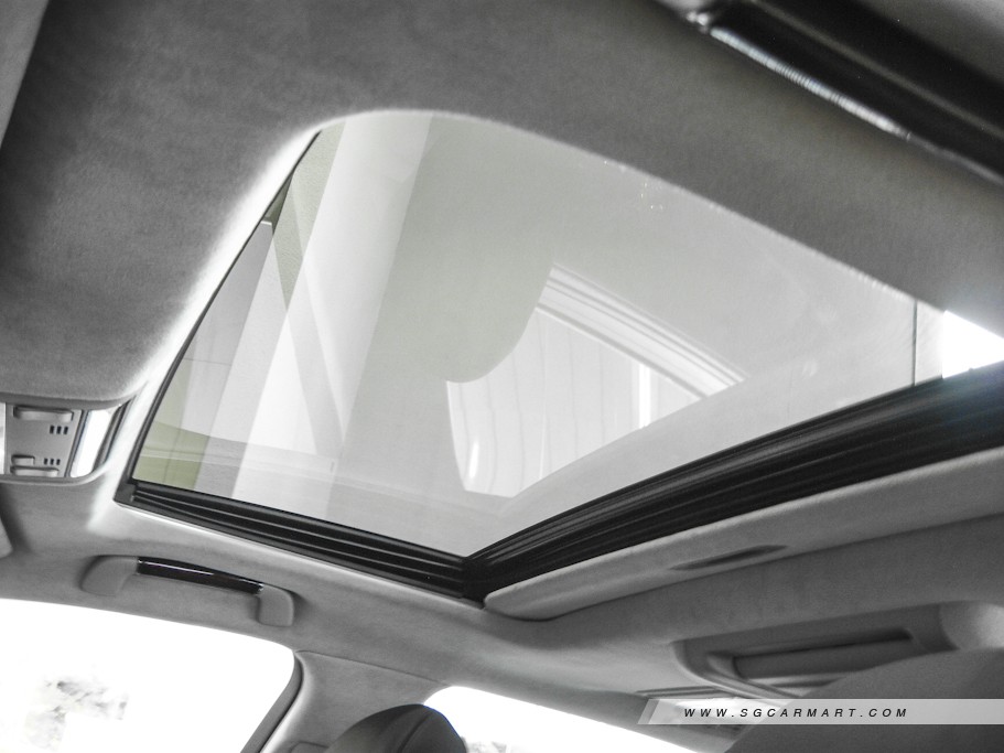 https://i.i-sgcm.com/new_cars/cars/10603/10603_g15