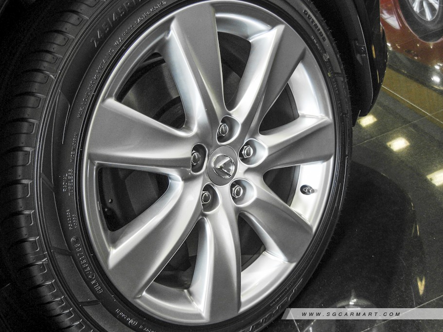 https://i.i-sgcm.com/new_cars/cars/10603/10603_g5